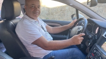 Motorista de Turismo com Ve&iacute;culo &ndash; Dia Inteiro